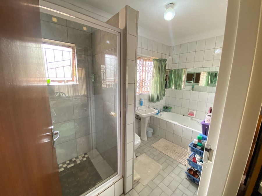 5 Bedroom Property for Sale in Fauna Free State